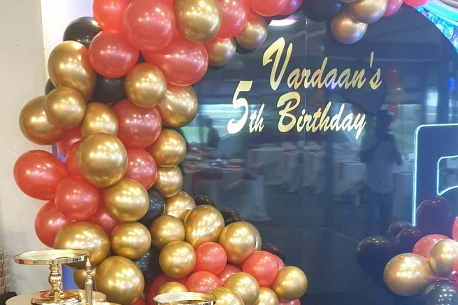 Vegetarian and Non Vegetarian Restaurants in Sydney